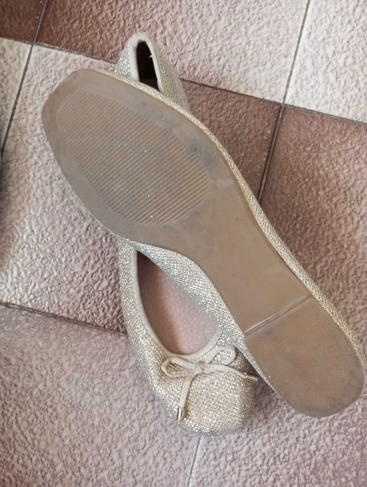 4 чифта красиви обувки