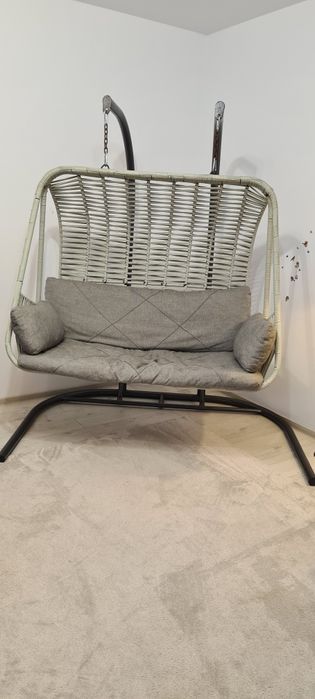 Leagan/Balansoar/Fotoliu suspendat pt doua persoane cu perne si suport