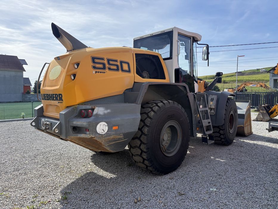 Vola /Incarcator frontal  LIEBHERR 550 xpower 2019 / accept variante