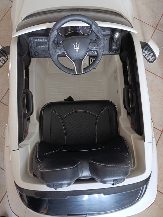 Mașina electrică copii