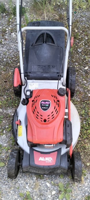 Mașini de tuns gazon