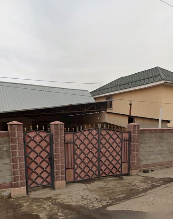 Дом с мебелю 6 соток