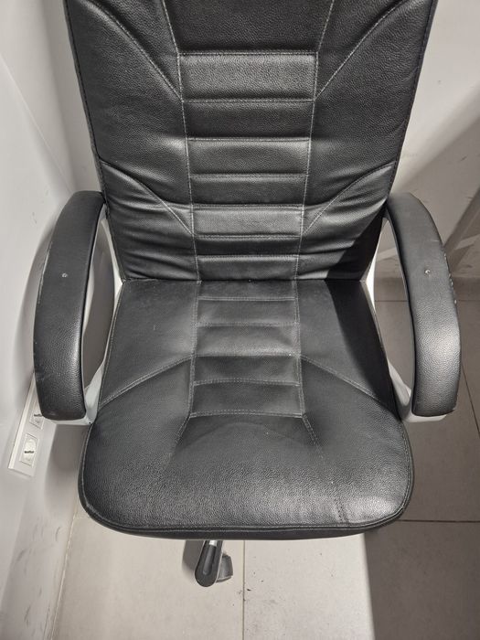 Кресло офисное  продам