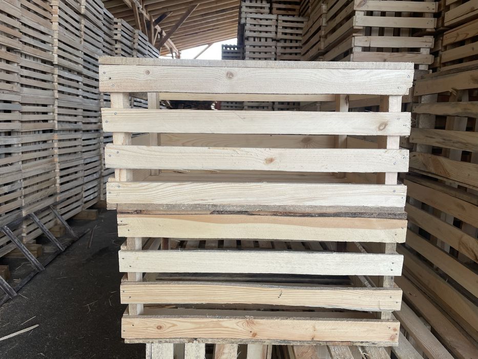 Ящики под яблоки