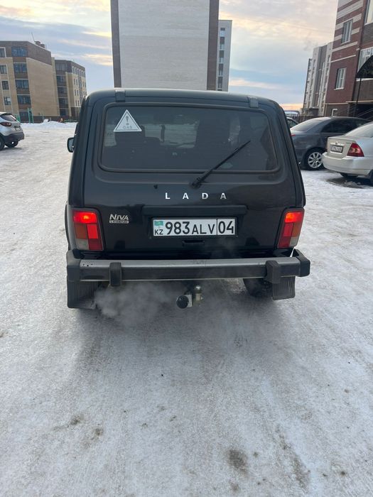 Продам машину нива