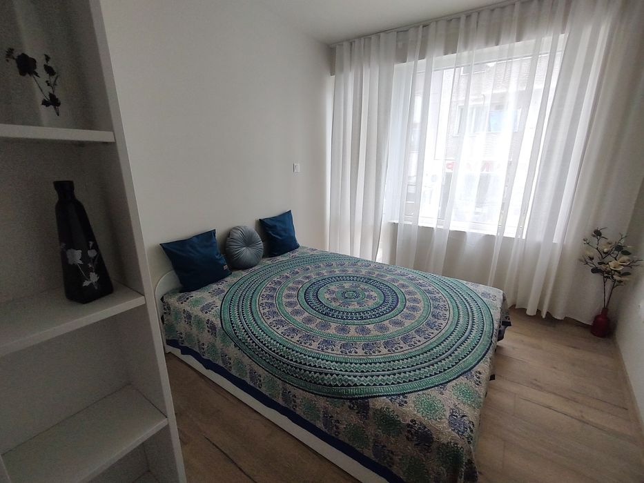 Дава се под наем Офис в Варна, Колхозен пазар - 49 кв.м за 382.5 € - Снимка #2