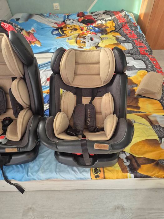 Продавам детски столчета за кола с isofix