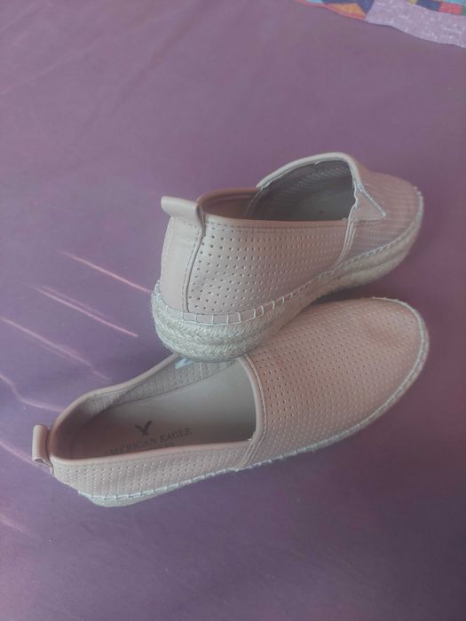 Оригинални, нови, дишащи, цвят пудра