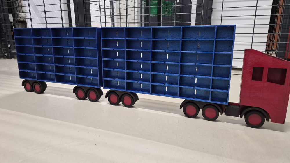 Raft camion depozitare colectie masinute