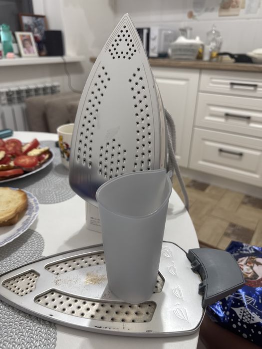 Продам Утюг Braun