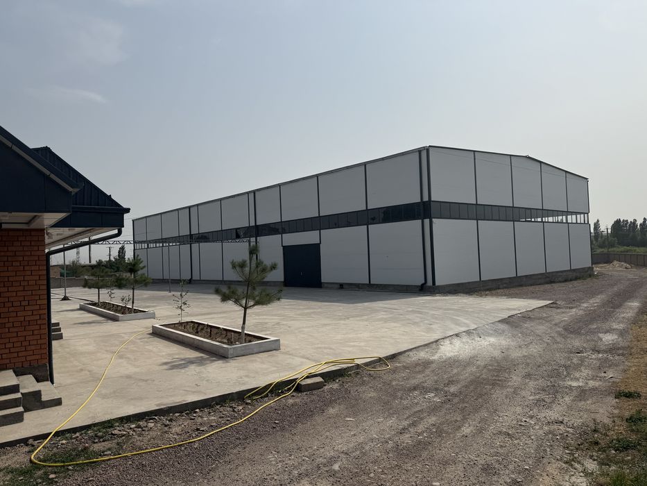 Сдается в аренду база в черте города1.2 га!!!