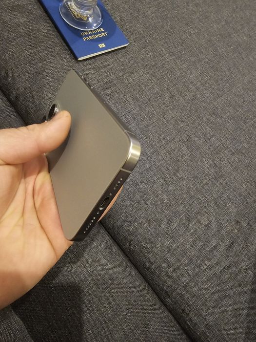 iPhone 15 Pro Max 512GB • Gold