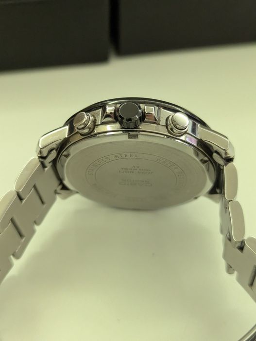 Часовник casio beside