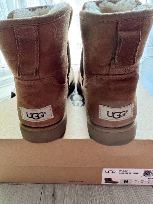 Ghete piele ugg