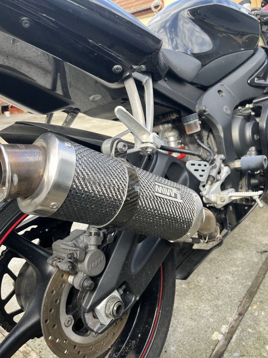 Yamaha YZF- R6 an 2005