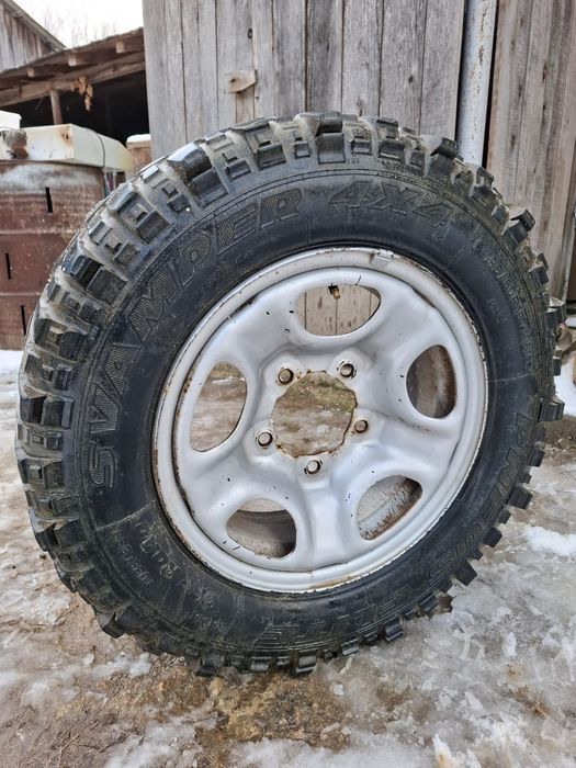 Jante 5×139.7 daihatsu, suzuki, nissan, toyota anv. simex 195/80 R15