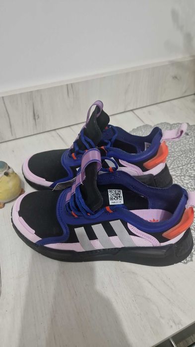 Adidasi 37.5 superbi