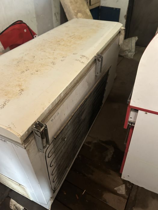 Продам морозильник