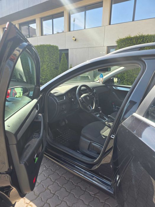 SKODA Octavia 3    2.0 TDI DSG 150CP Automată Xenon LED Climatronic Încălzire