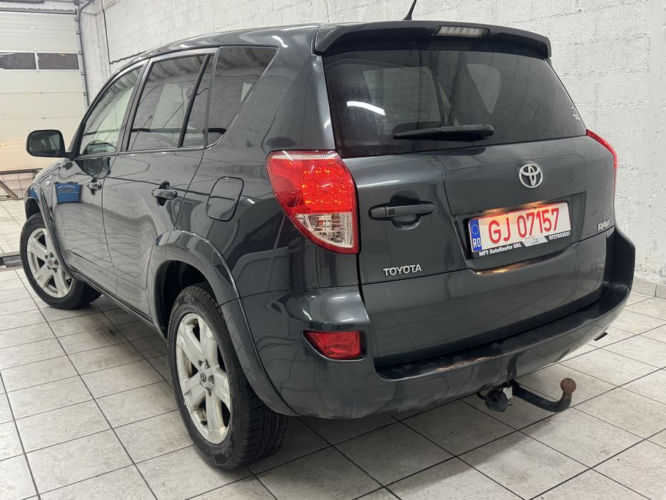 Toyota Rav 4 D-cat 4x4 (blocant buton) 177 hp