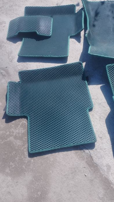 Авточехол Ева полики