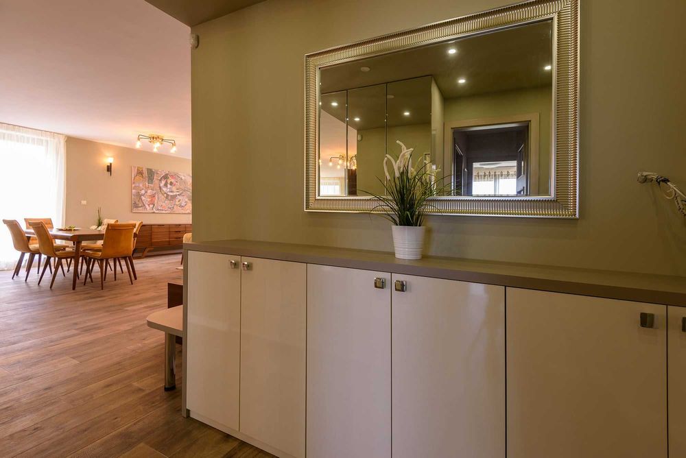 Дава се под наем Двустаен апартамент в София, Лозенец - 75 кв.м за 561 € - Снимка #8