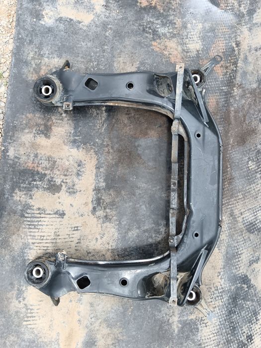 Преден мост за Ауди а4 б6 б7 / Audi A4 B6 B7