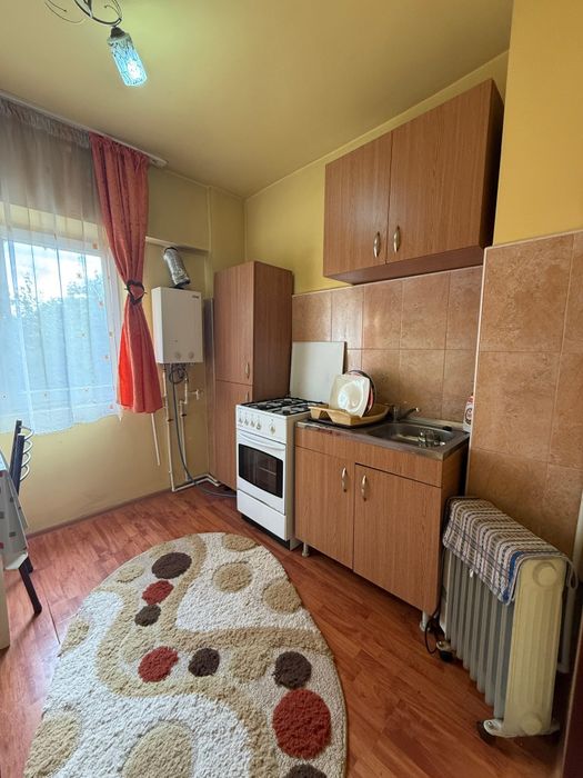 Garsonieră decomandată de vânzare in Alexandria