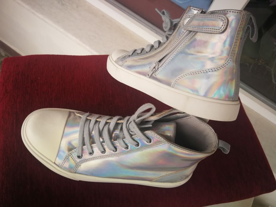 Дамски кецове Clarks