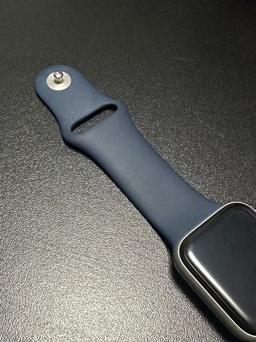 Продам Apple Watch se 2 (2023 года)