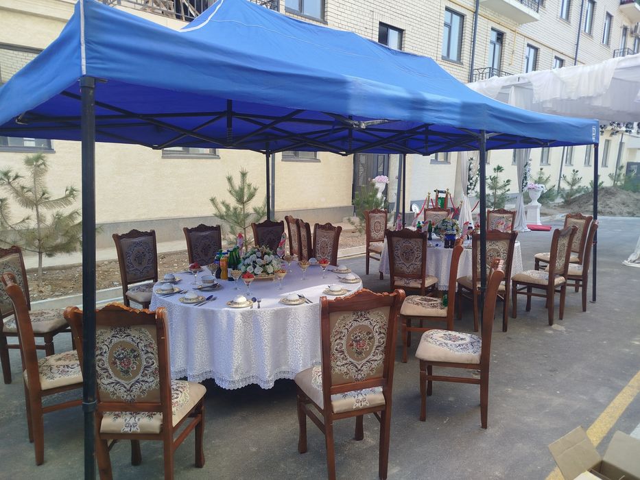 Prakatga stul zontik (4×8) shirma prakatga beriladi. 24/7