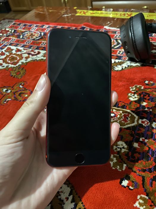 продам Айфон 8 64ГБ 100%           iPhone 8 64ГБ
