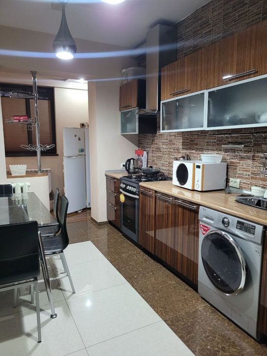 Аренда 3х комнатной квартиры. Метро ойбек