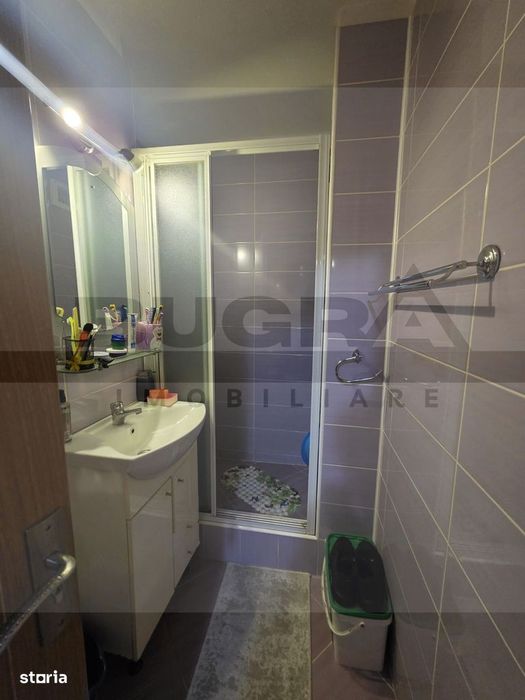 Apartament 2 camere decomandate, etaj intermediar, zona BIG