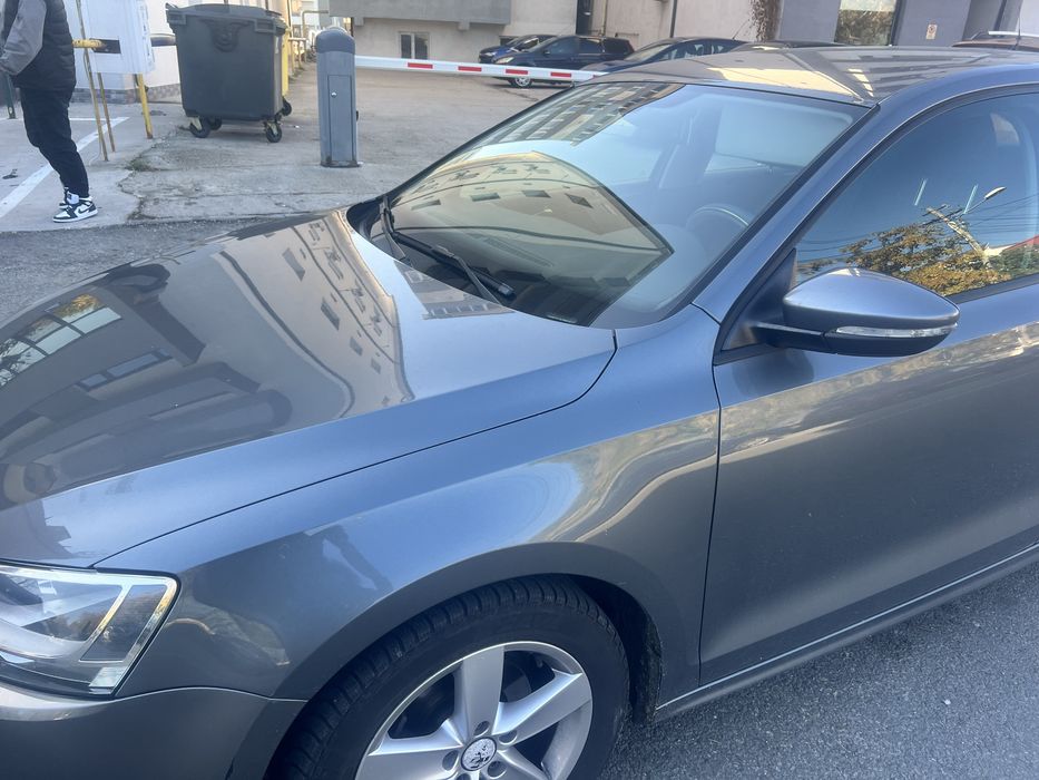 Vand: Volkswagen Jetta 1.6 TDI