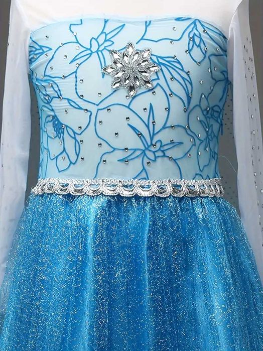 рокля на Елза от Фроузън с два подаръка светещ ластик и корона