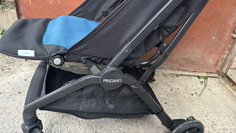 Recaro Lexa лятна количка