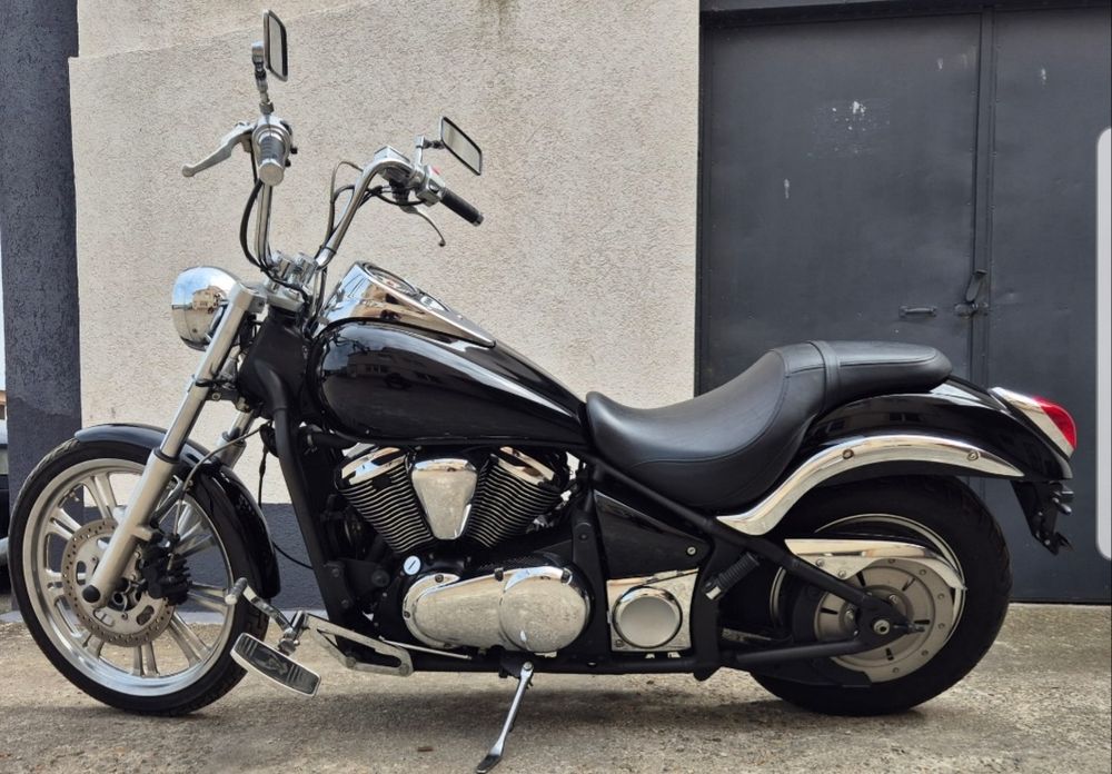 Kawasaki Vulcan VN900 Custom