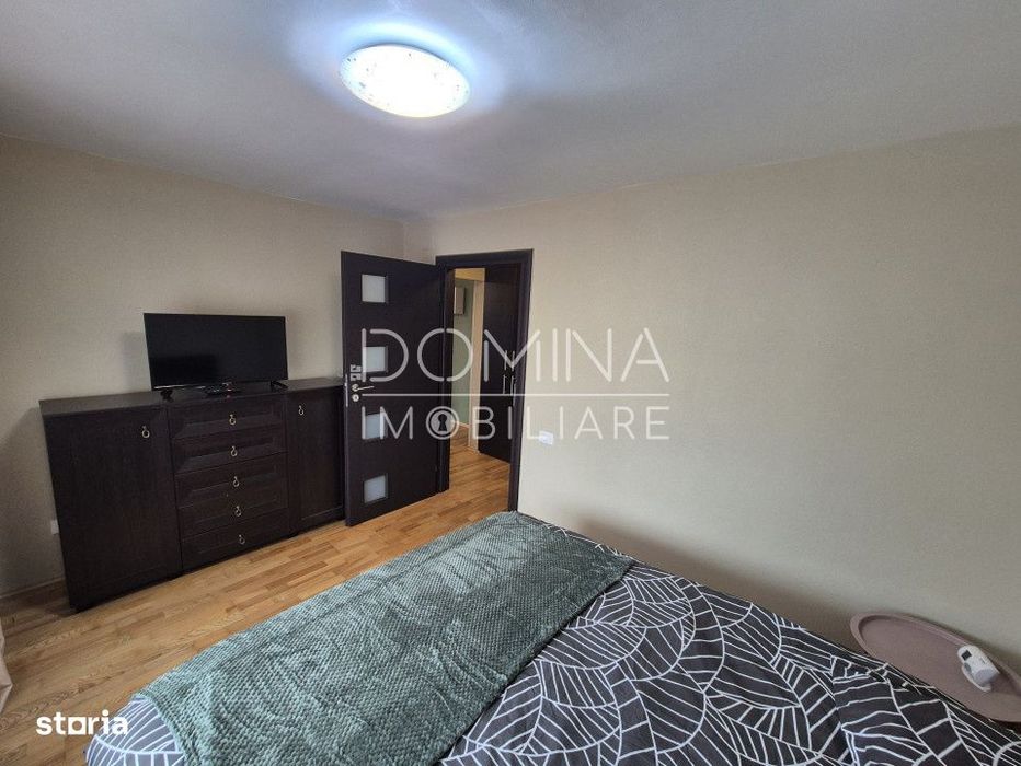 Apartament 2 camere transformat in 3, et. 1, zona centrala