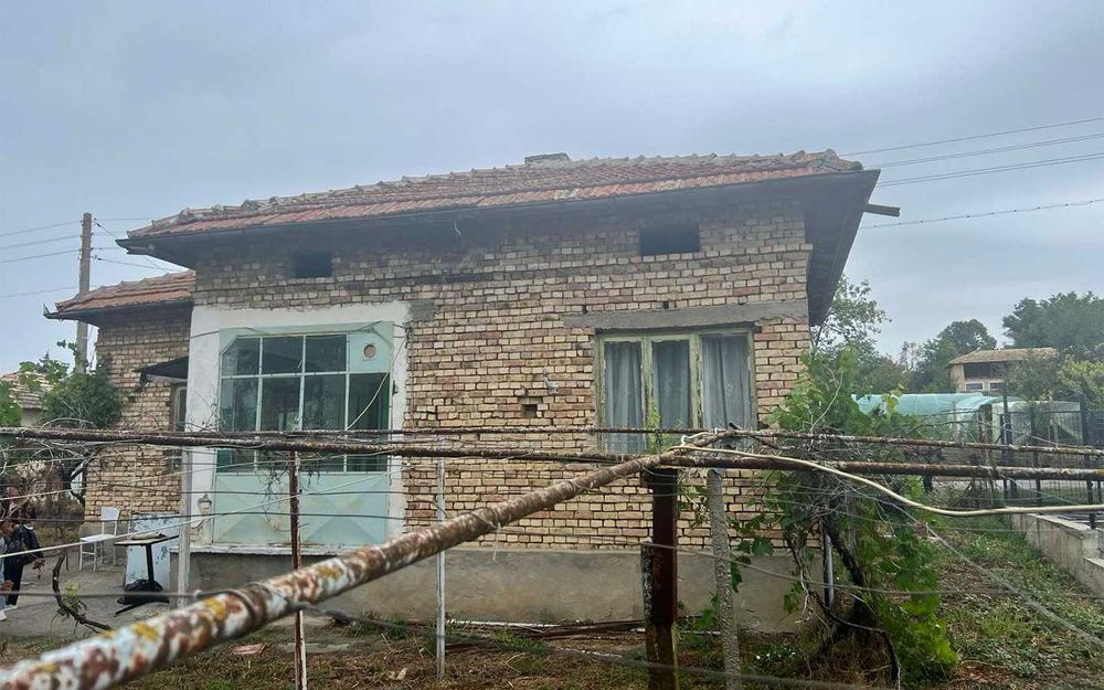 Продава се Къща в Търговище, Център - 80 кв.м за 574 €/кв.м - Снимка #4