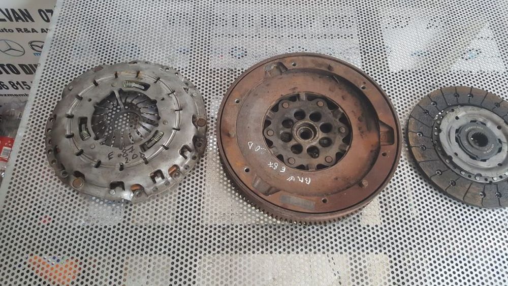 Kit Ambreaj Volanta Masa Dubla BMW E90 E91 E87 E60 E61 F10  2.0 Diesel 6+1 Motor N47