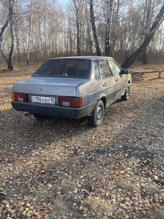 Продам ваз 2199 инжектор 2002