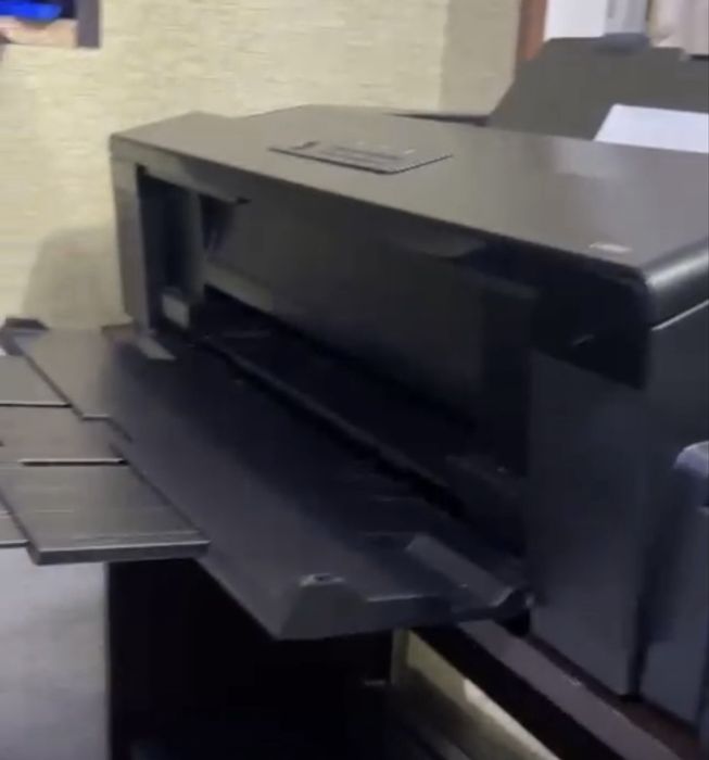 Принтер цветная А3 формат Epson L1800