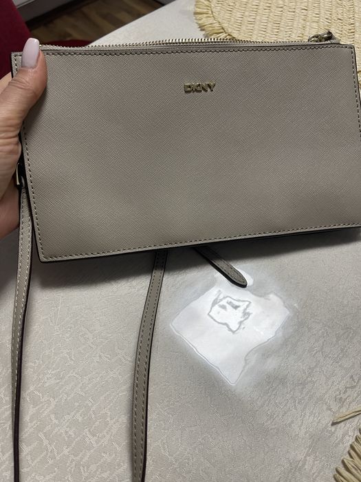 Geanta Dkny noua superba