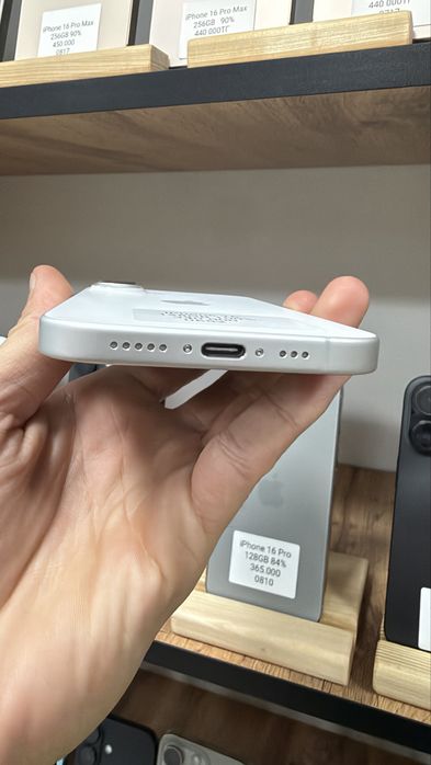 iPhone 16 128 GB