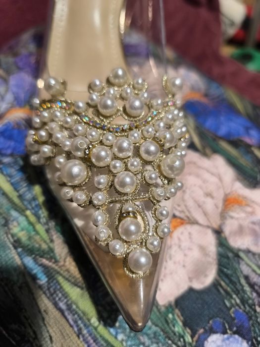 Pantofi eleganți / nunta/ ocazii