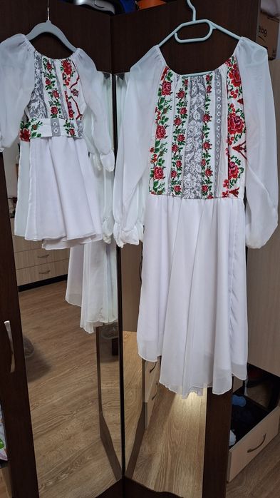 Официална рокля с шевици за момиче на 3 години