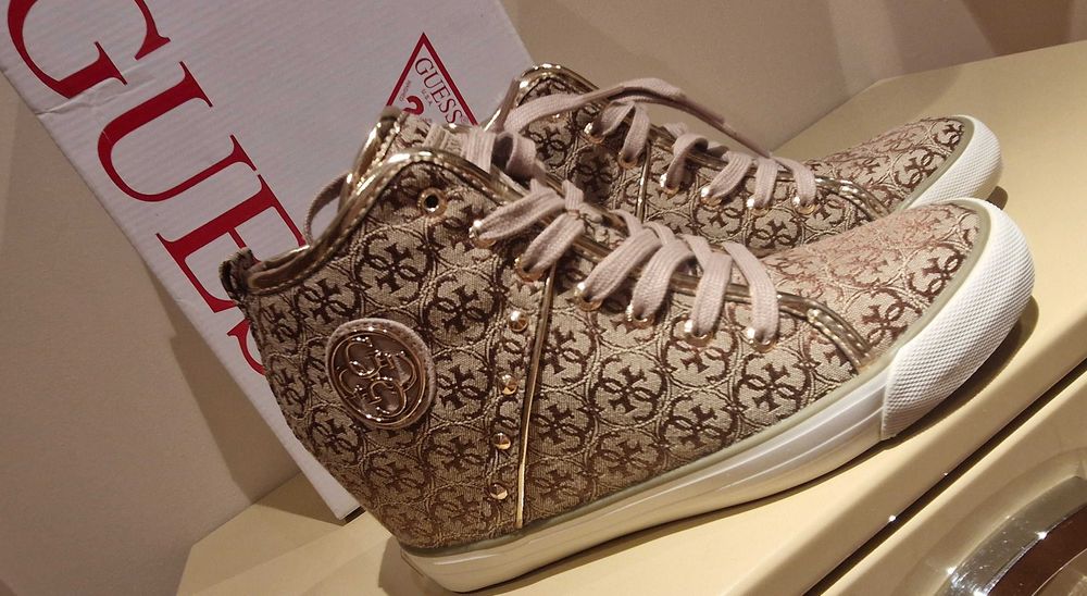 Guess Дамски Спортни Обувки със скрита платформа