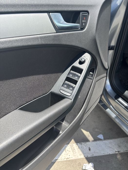Vand audi a4 b8 pret in €