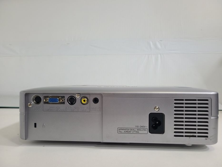 Proektor SHARP pg-a20x